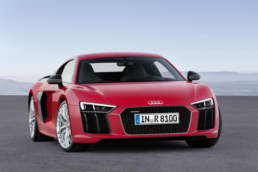  Audi R8 V10 Plus 2015 года  (WW) (фото 7 из 30)